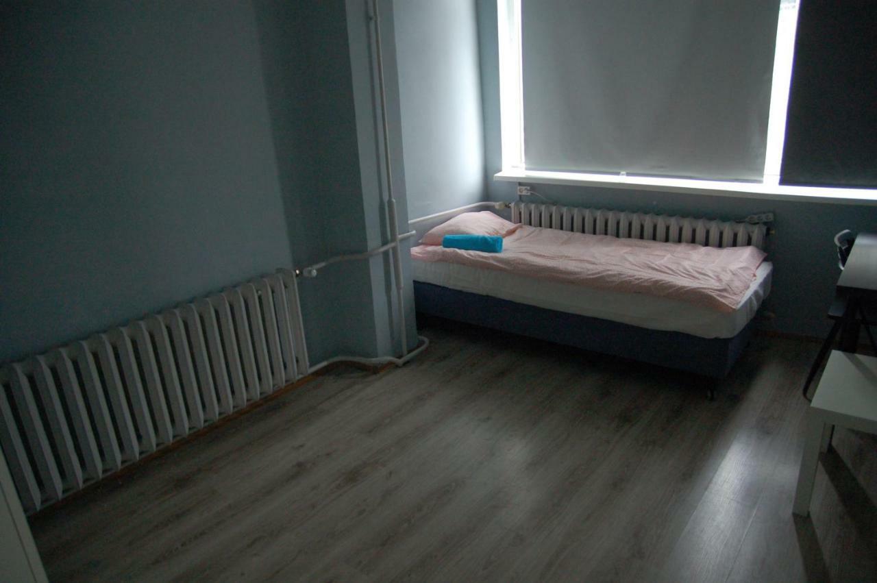 Hostel Family Erasmus Center Warszawa Exteriör bild