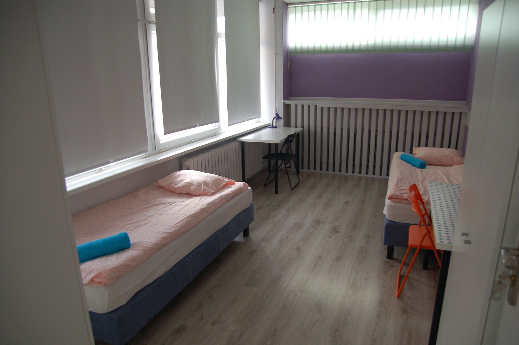 Hostel Family Erasmus Center Warszawa Exteriör bild